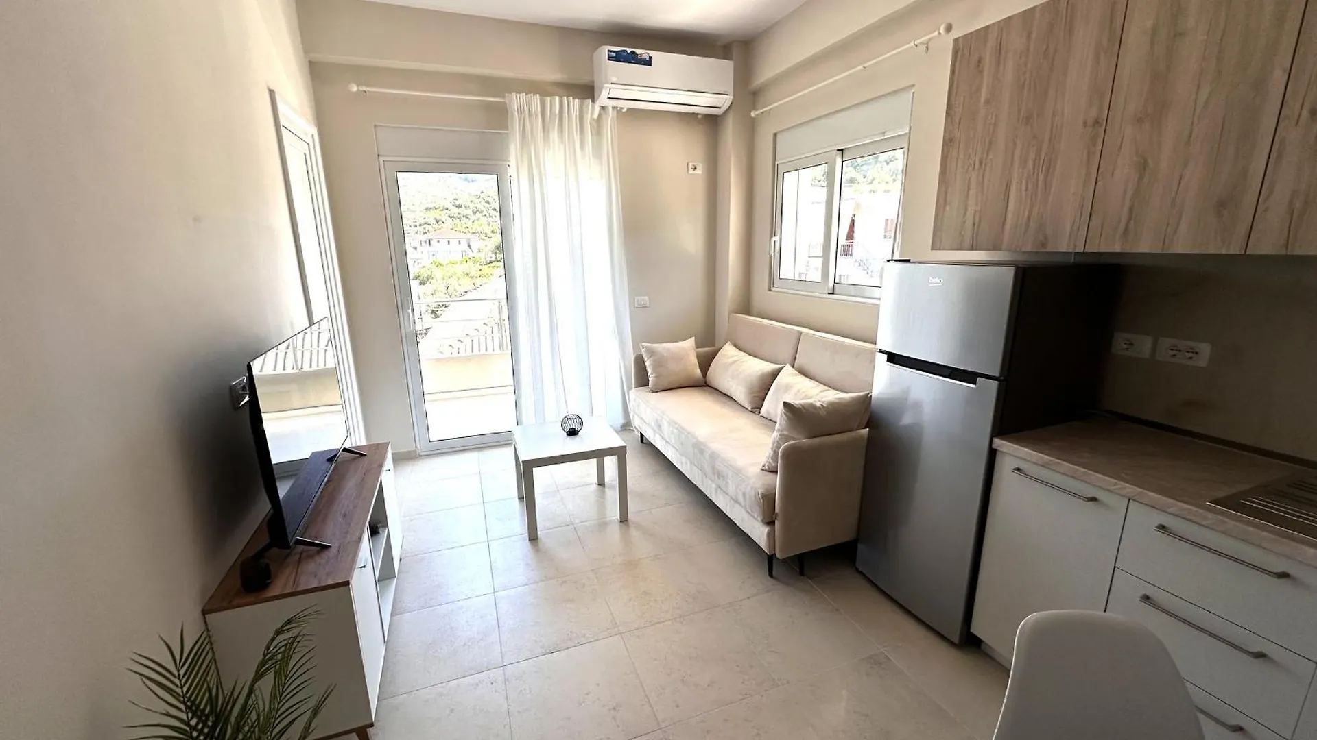 Flutura Apartments Vlorë 0*,  Albanien