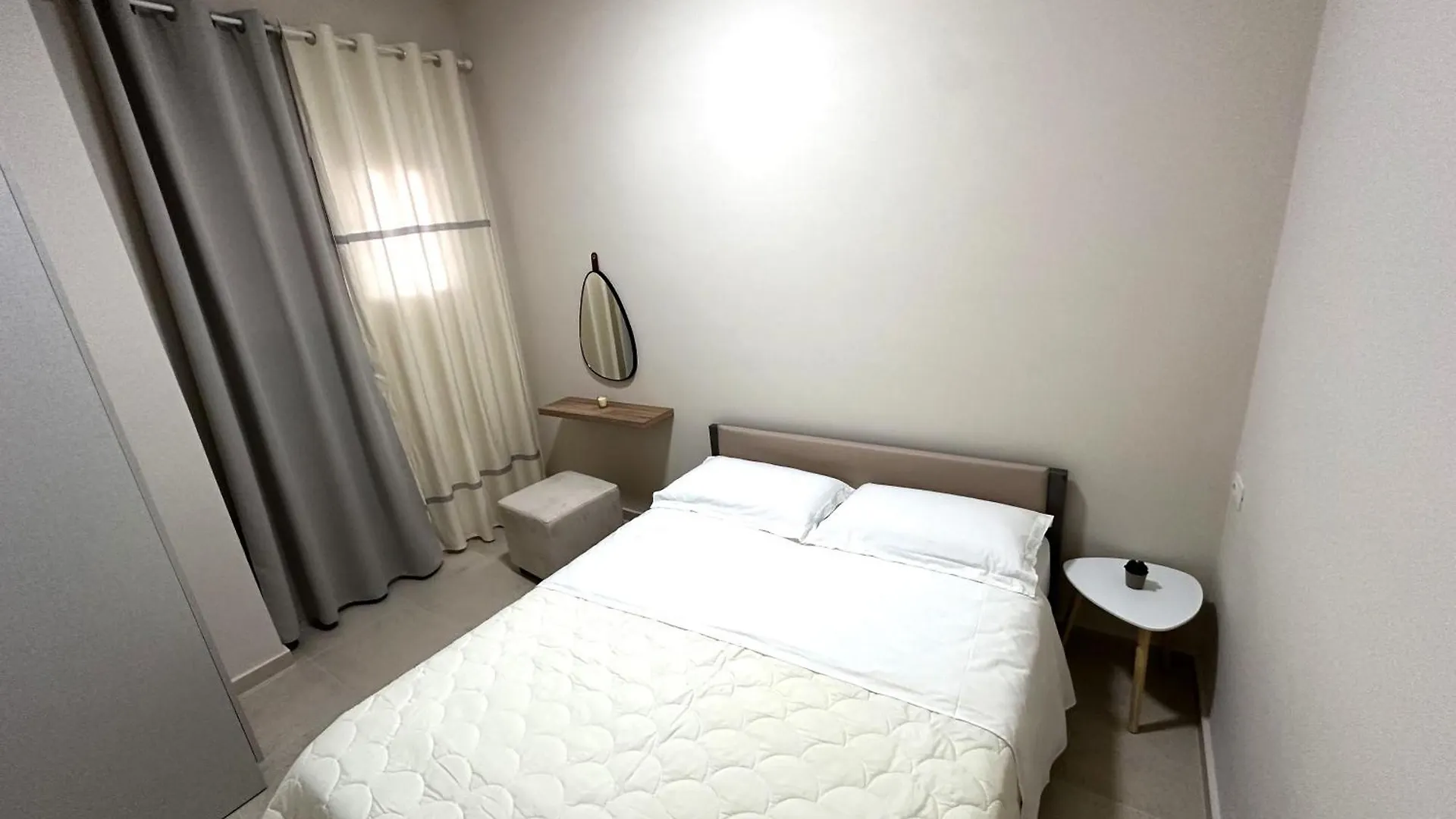 Flutura Apartments Vlorë